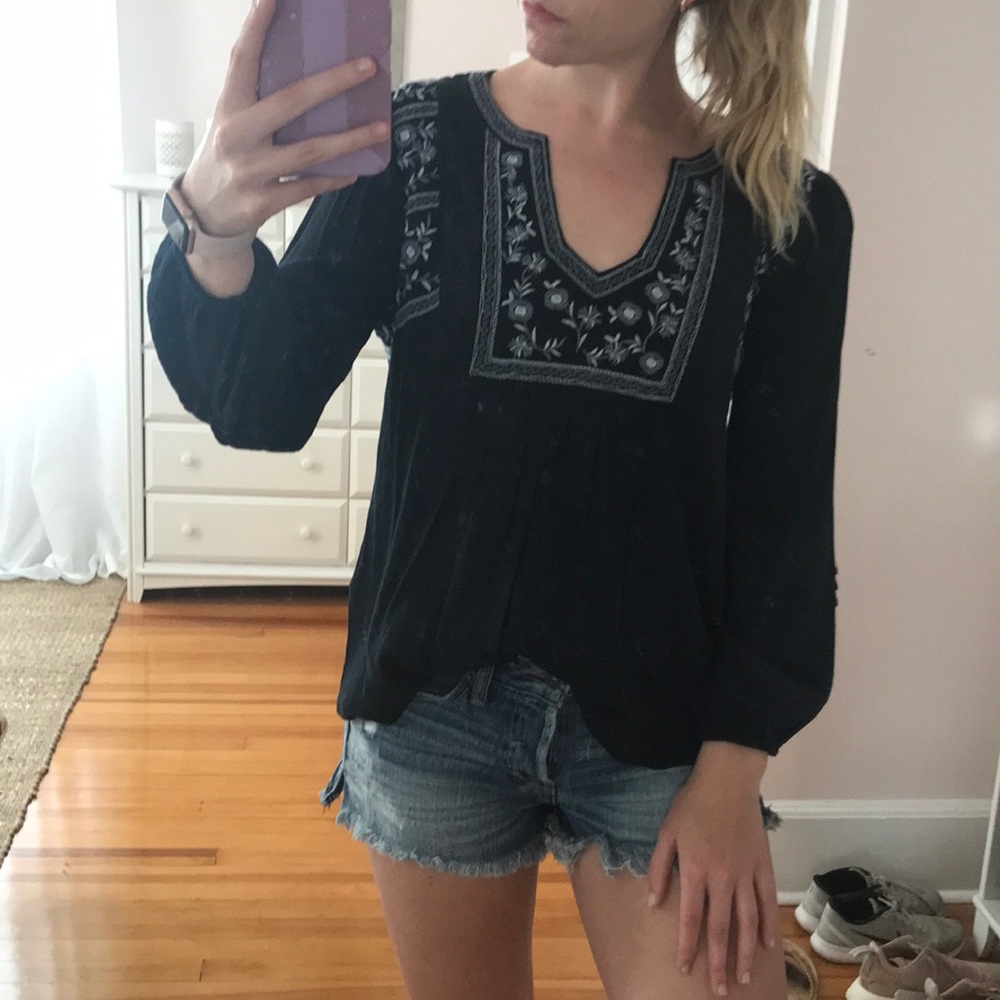 A&F Navy Embroidered Top